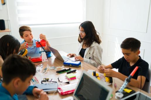 Diploma di istruzione secondaria di primo grado Diploma di istruzione secondaria di primo grado